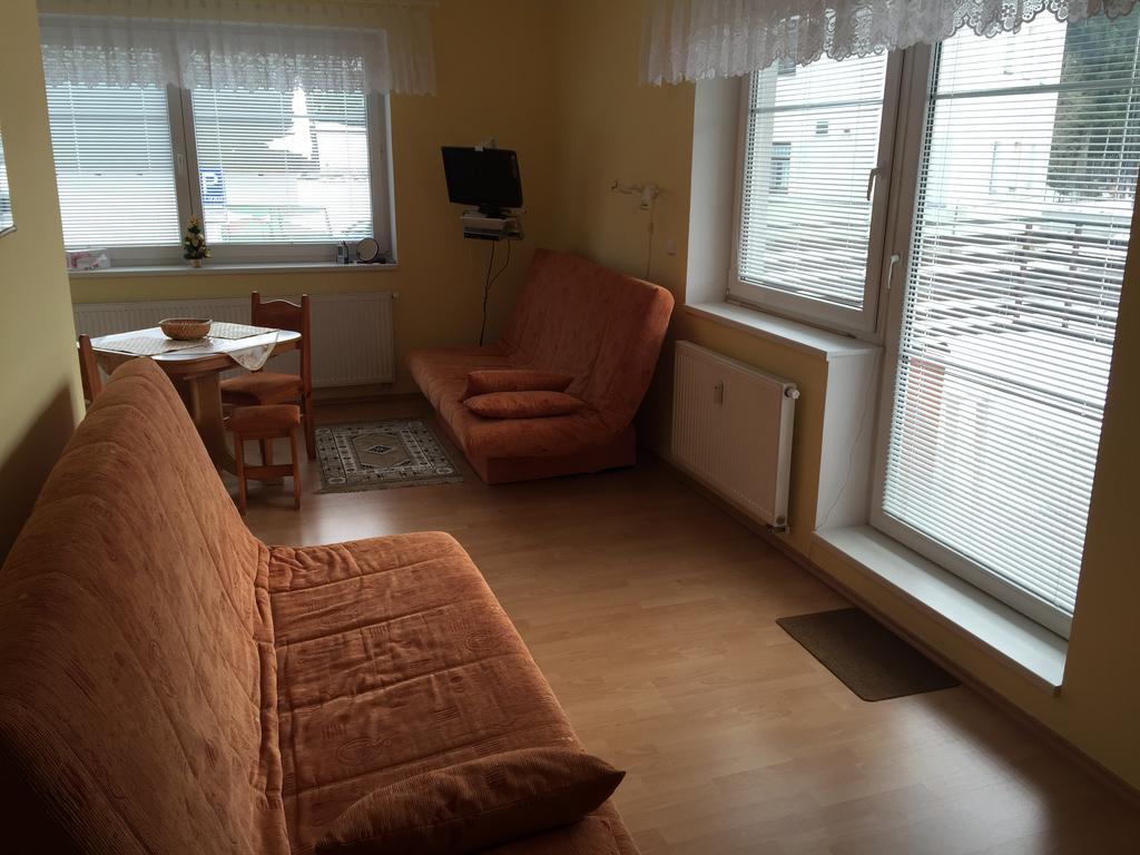 Apartman Karolina ฮาร์ราคอฟ ภายนอก รูปภาพ