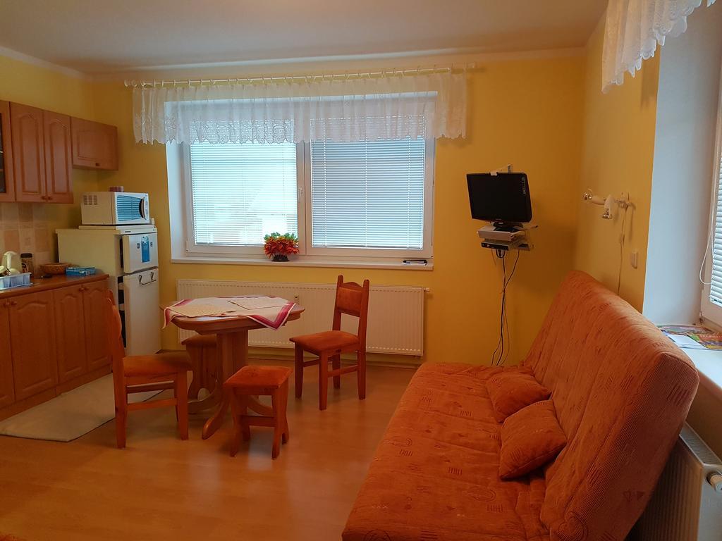 Apartman Karolina ฮาร์ราคอฟ ภายนอก รูปภาพ